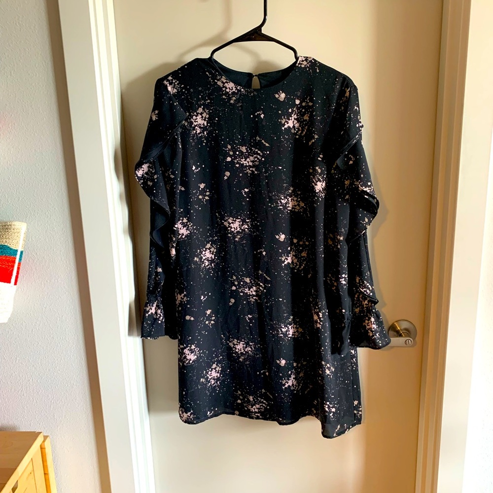 Brand: Mossimo Color: Black and Beige Size: States XS But fits up to SM/MED
